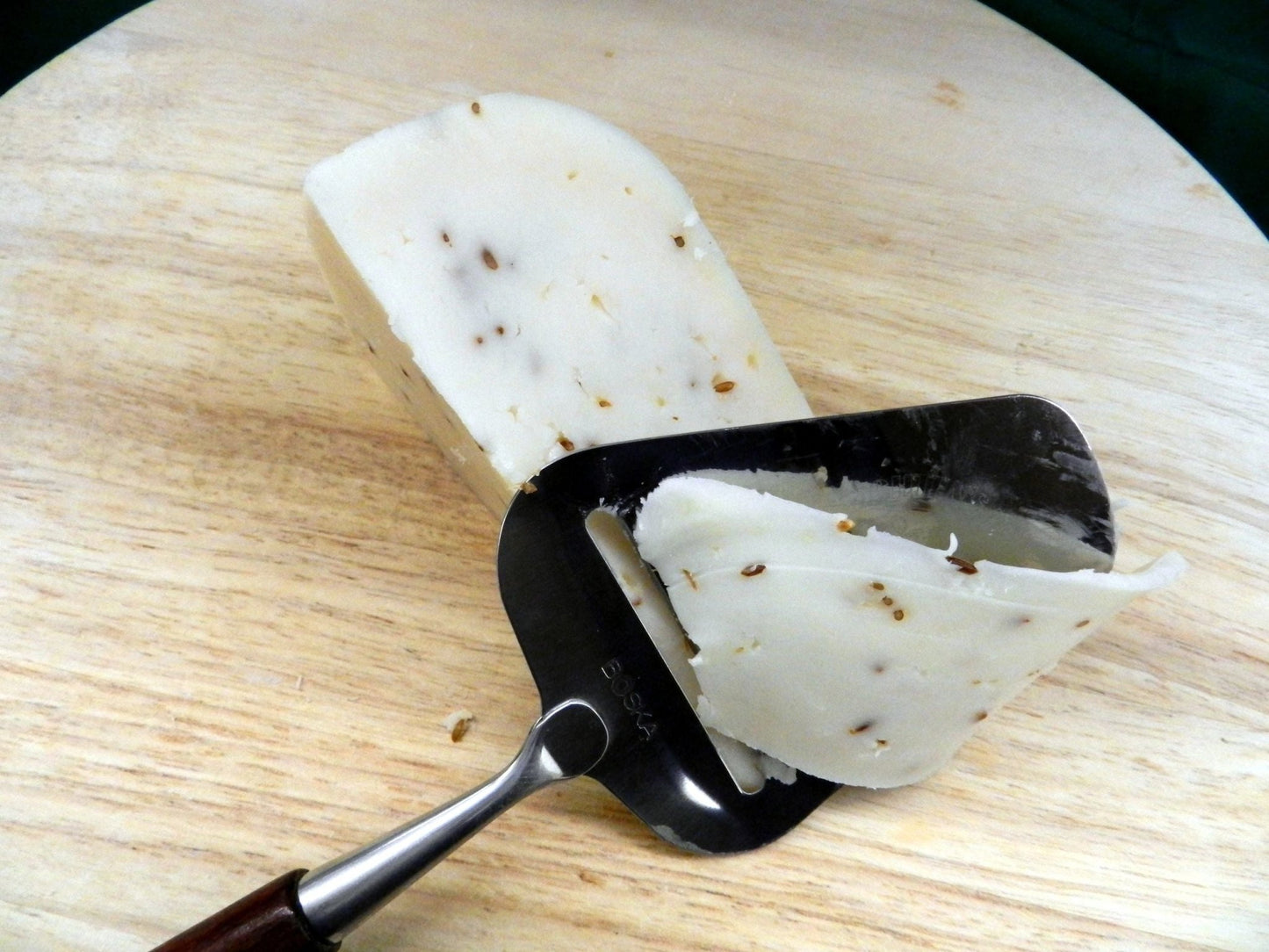 Eichtens Caraway Gouda Cheese - 8 oz Wedge - Eichtens Cheeses, Gifts & FoodsCheese